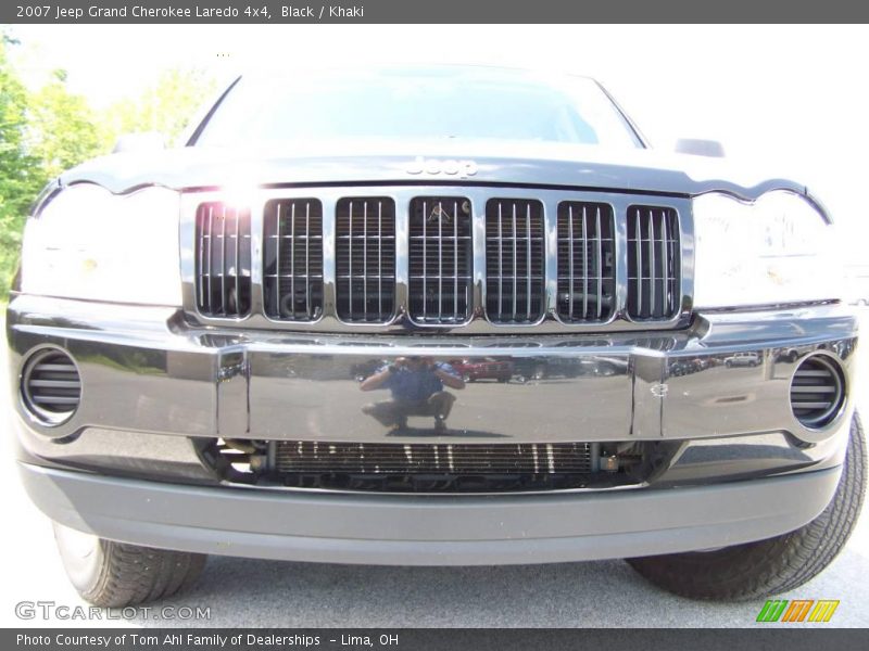 Black / Khaki 2007 Jeep Grand Cherokee Laredo 4x4