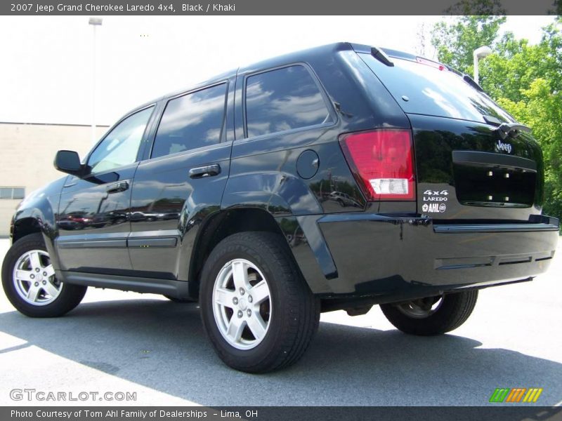 Black / Khaki 2007 Jeep Grand Cherokee Laredo 4x4