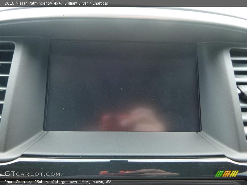 Brilliant Silver / Charcoal 2018 Nissan Pathfinder SV 4x4