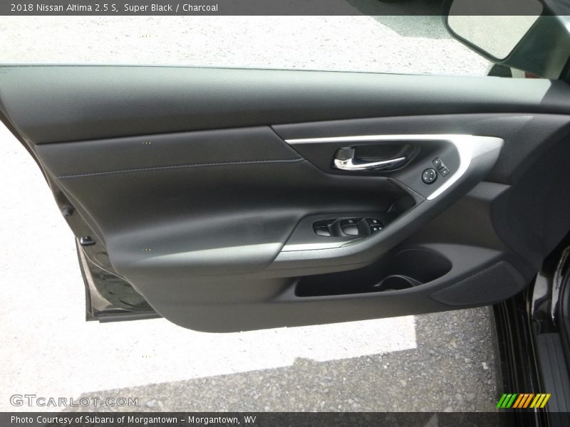 Super Black / Charcoal 2018 Nissan Altima 2.5 S