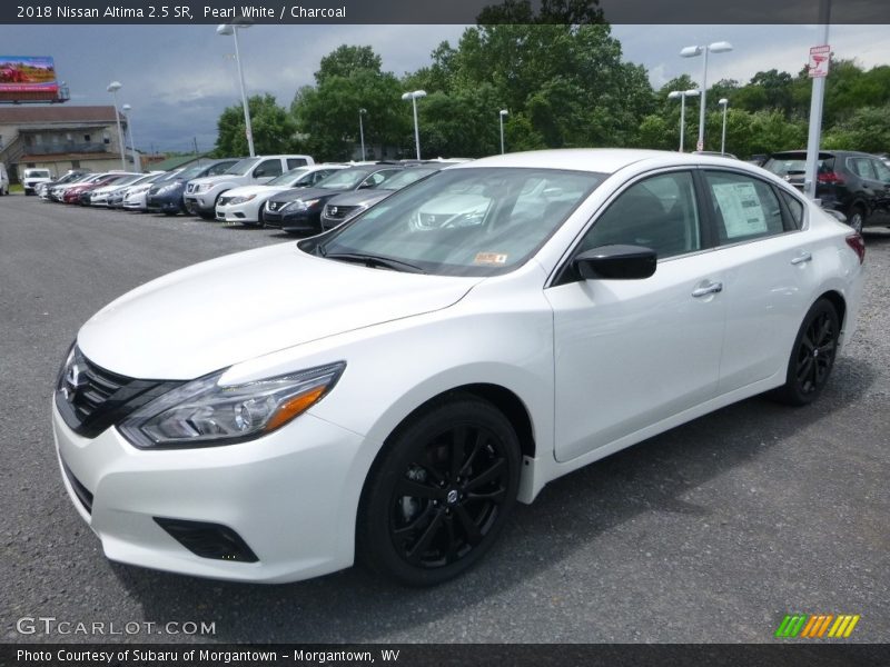Pearl White / Charcoal 2018 Nissan Altima 2.5 SR