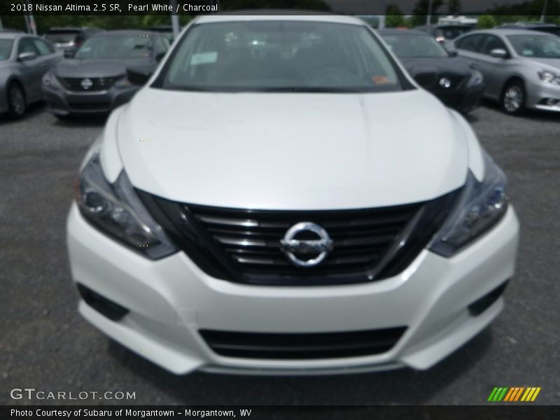 Pearl White / Charcoal 2018 Nissan Altima 2.5 SR