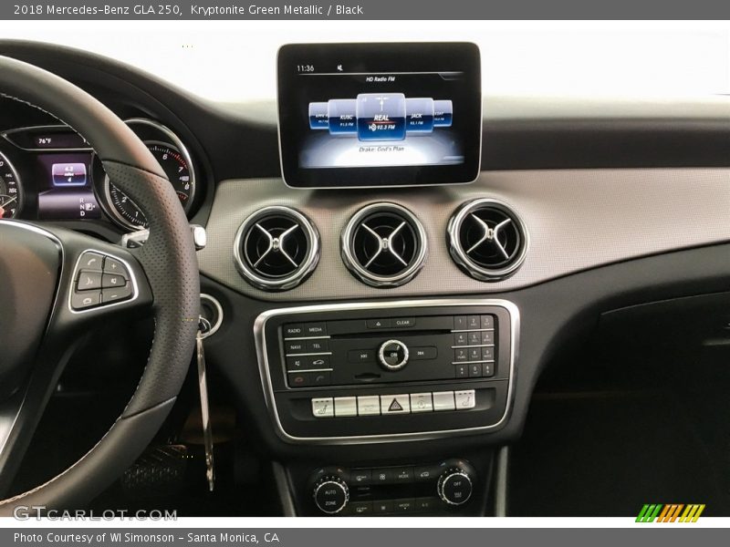 Kryptonite Green Metallic / Black 2018 Mercedes-Benz GLA 250