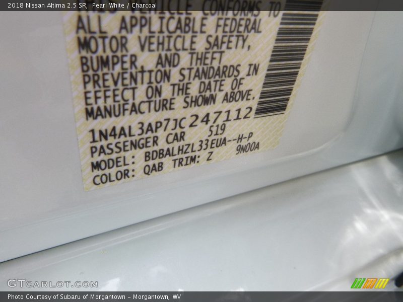 Pearl White / Charcoal 2018 Nissan Altima 2.5 SR