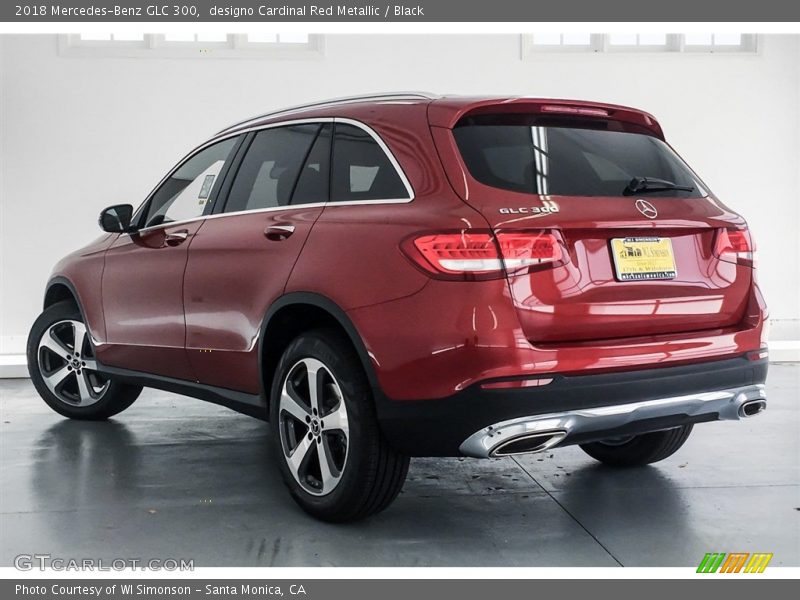 designo Cardinal Red Metallic / Black 2018 Mercedes-Benz GLC 300