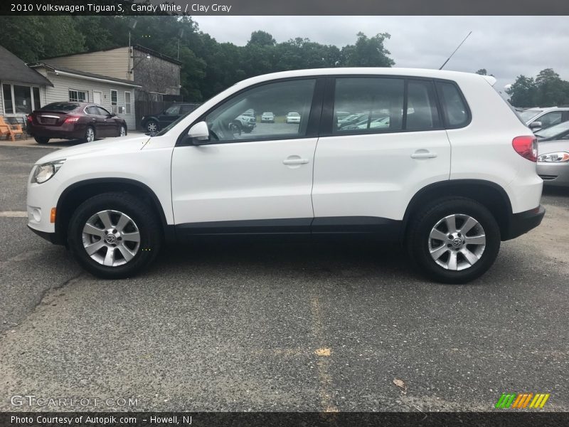 Candy White / Clay Gray 2010 Volkswagen Tiguan S
