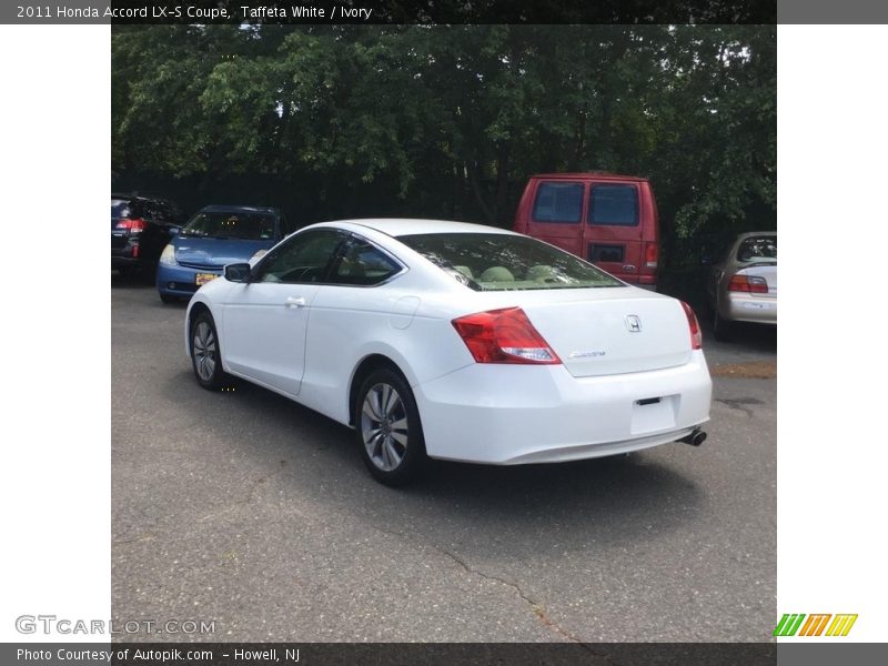 Taffeta White / Ivory 2011 Honda Accord LX-S Coupe