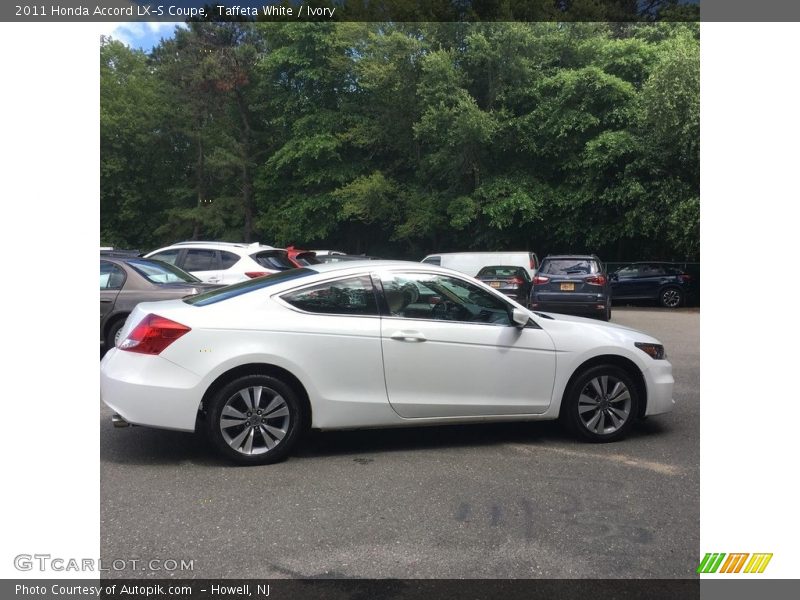 Taffeta White / Ivory 2011 Honda Accord LX-S Coupe