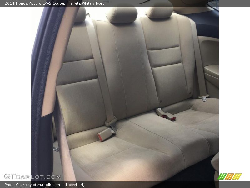 Taffeta White / Ivory 2011 Honda Accord LX-S Coupe