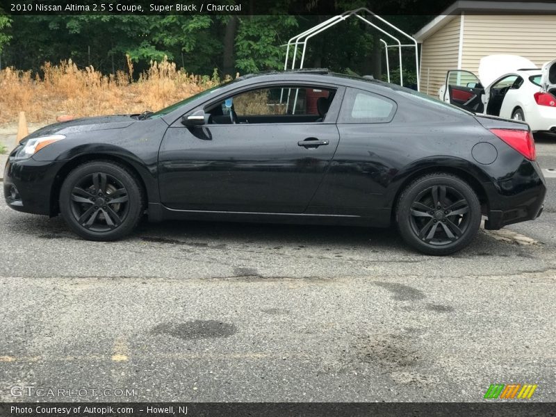 Super Black / Charcoal 2010 Nissan Altima 2.5 S Coupe