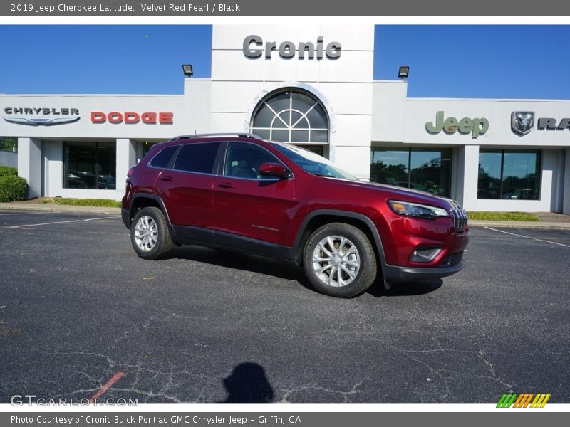 Velvet Red Pearl / Black 2019 Jeep Cherokee Latitude