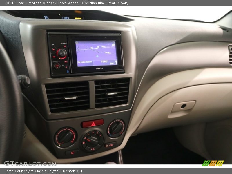 Obsidian Black Pearl / Ivory 2011 Subaru Impreza Outback Sport Wagon
