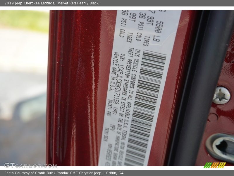 Velvet Red Pearl / Black 2019 Jeep Cherokee Latitude