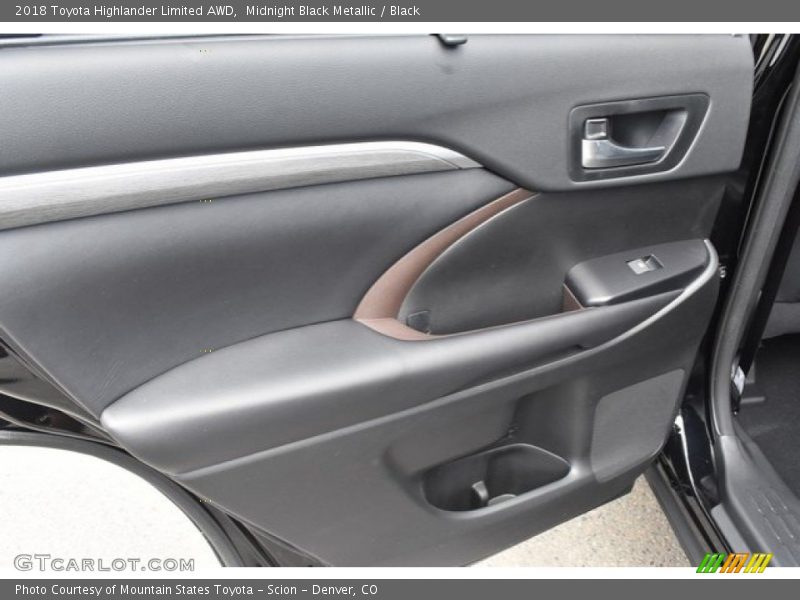 Midnight Black Metallic / Black 2018 Toyota Highlander Limited AWD