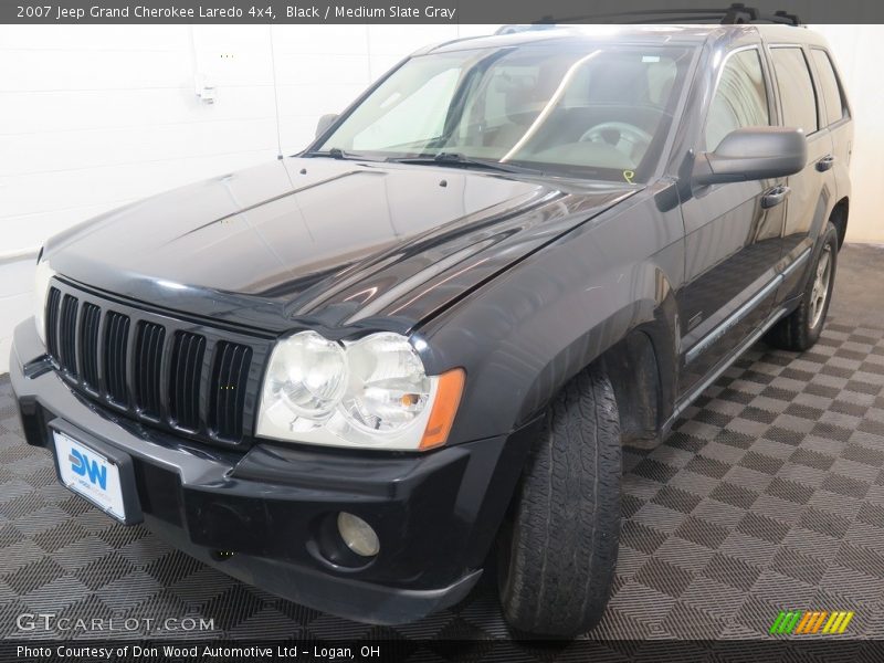 Black / Medium Slate Gray 2007 Jeep Grand Cherokee Laredo 4x4