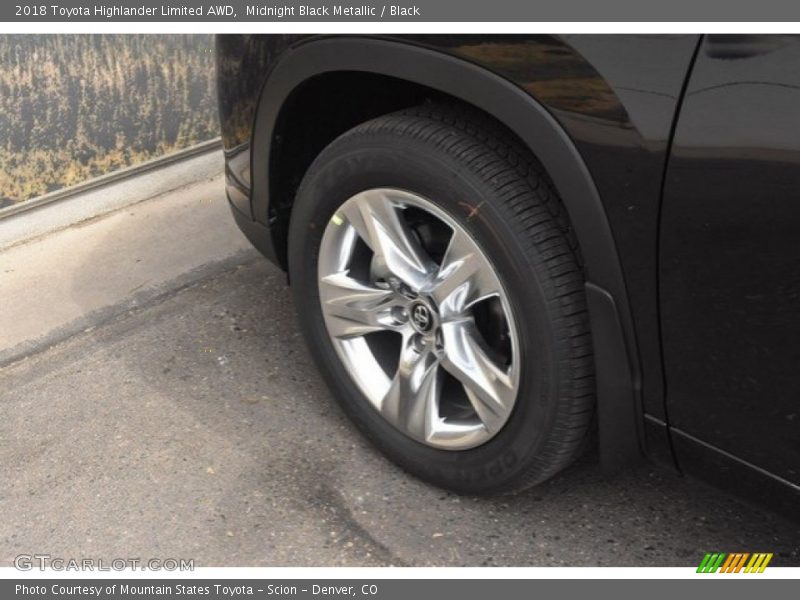 Midnight Black Metallic / Black 2018 Toyota Highlander Limited AWD