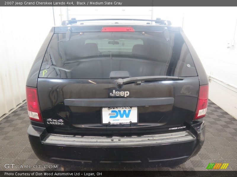 Black / Medium Slate Gray 2007 Jeep Grand Cherokee Laredo 4x4