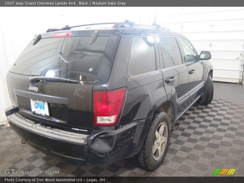 Black / Medium Slate Gray 2007 Jeep Grand Cherokee Laredo 4x4