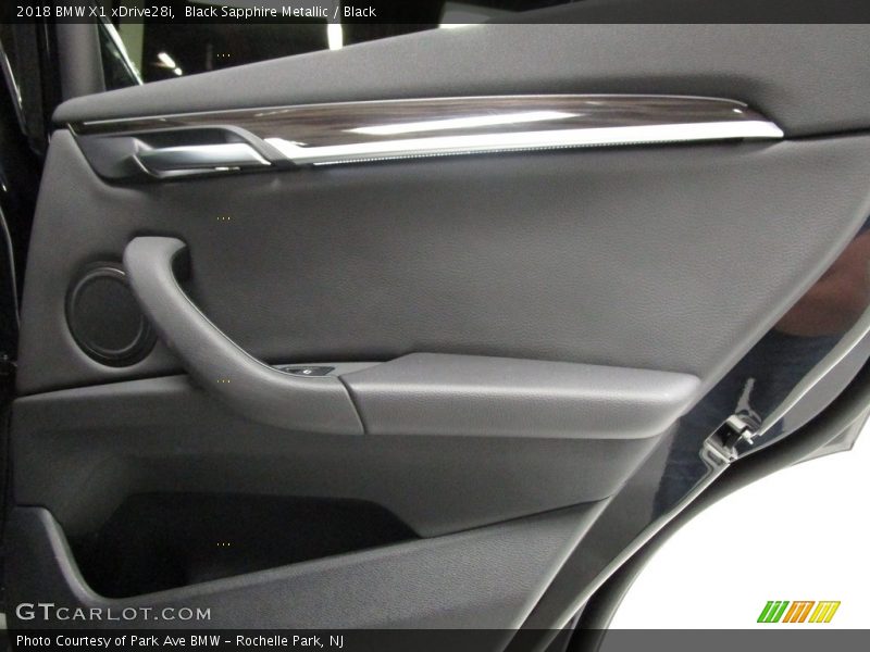 Black Sapphire Metallic / Black 2018 BMW X1 xDrive28i