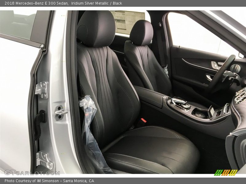 Iridium Silver Metallic / Black 2018 Mercedes-Benz E 300 Sedan