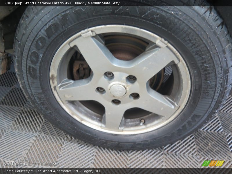 Black / Medium Slate Gray 2007 Jeep Grand Cherokee Laredo 4x4