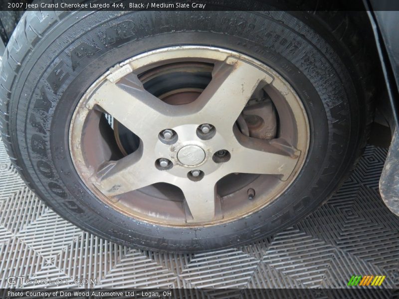 Black / Medium Slate Gray 2007 Jeep Grand Cherokee Laredo 4x4
