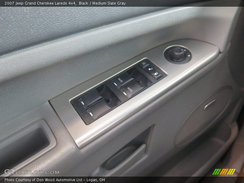 Black / Medium Slate Gray 2007 Jeep Grand Cherokee Laredo 4x4