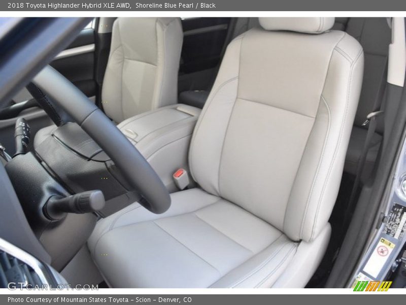 Shoreline Blue Pearl / Black 2018 Toyota Highlander Hybrid XLE AWD