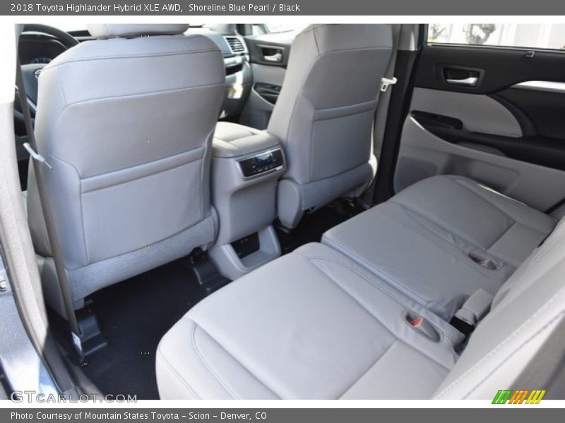 Shoreline Blue Pearl / Black 2018 Toyota Highlander Hybrid XLE AWD