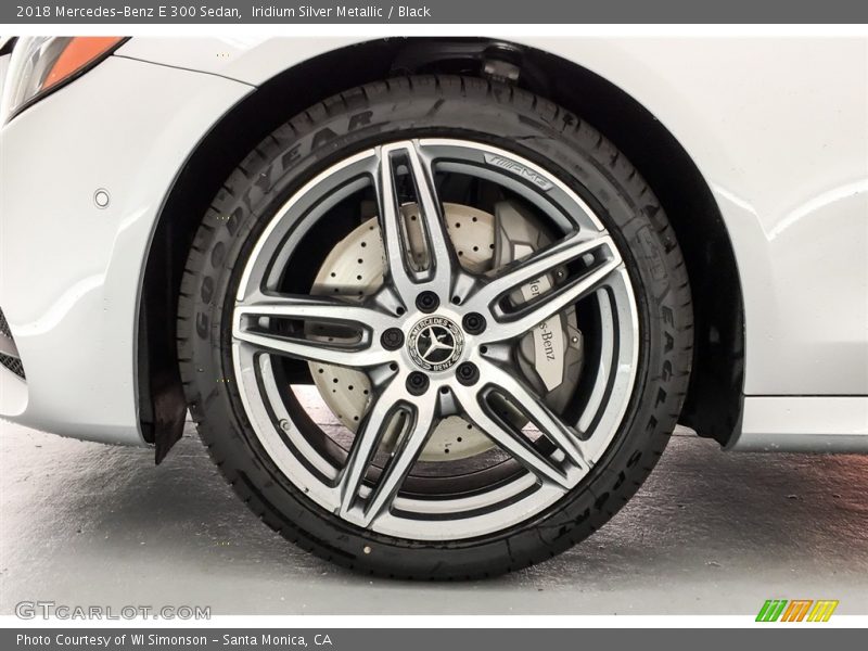 Iridium Silver Metallic / Black 2018 Mercedes-Benz E 300 Sedan