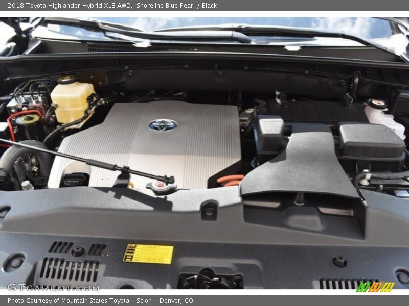Shoreline Blue Pearl / Black 2018 Toyota Highlander Hybrid XLE AWD
