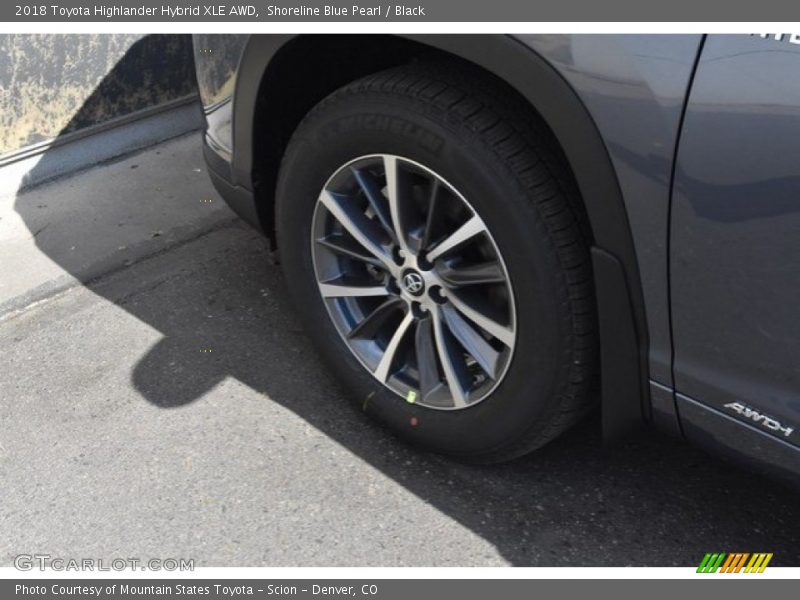 Shoreline Blue Pearl / Black 2018 Toyota Highlander Hybrid XLE AWD