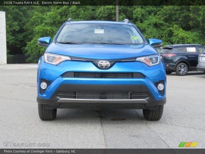 Electric Storm Blue / Black 2018 Toyota RAV4 XLE