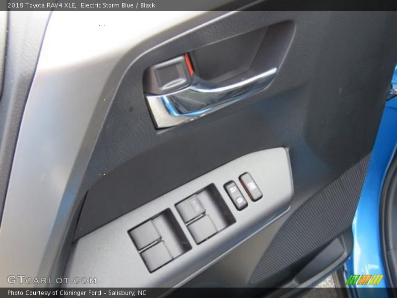Electric Storm Blue / Black 2018 Toyota RAV4 XLE