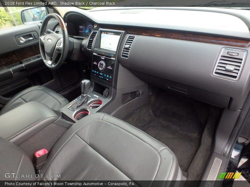 Dashboard of 2018 Flex Limited AWD
