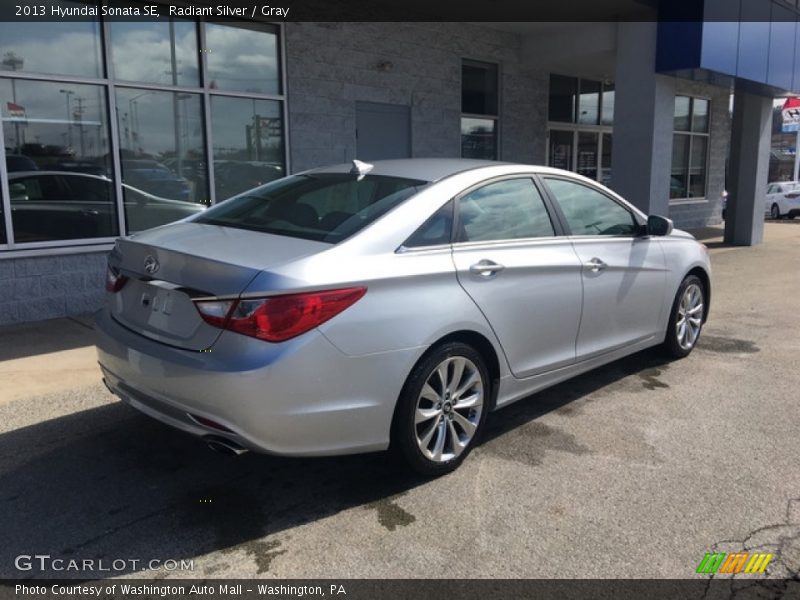 Radiant Silver / Gray 2013 Hyundai Sonata SE