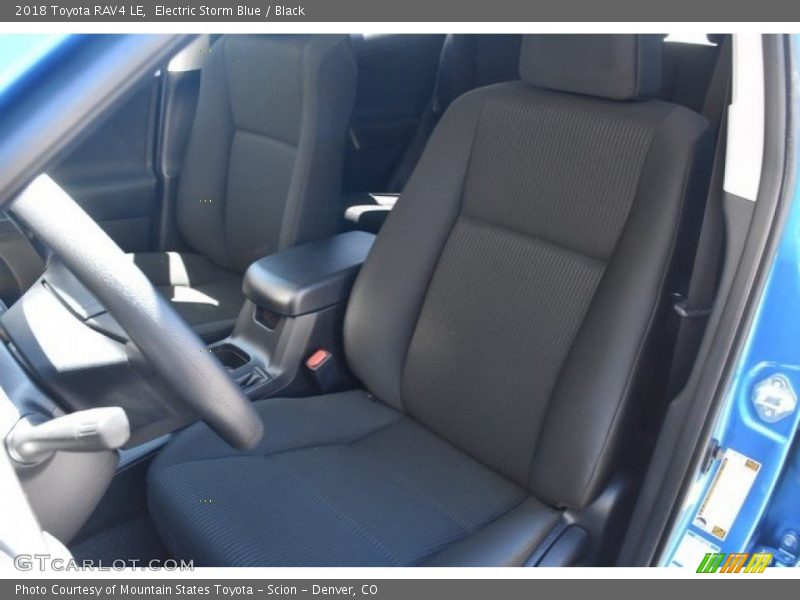 Electric Storm Blue / Black 2018 Toyota RAV4 LE