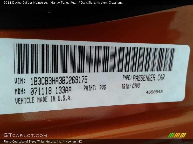 Mango Tango Pearl / Dark Slate/Medium Graystone 2011 Dodge Caliber Mainstreet