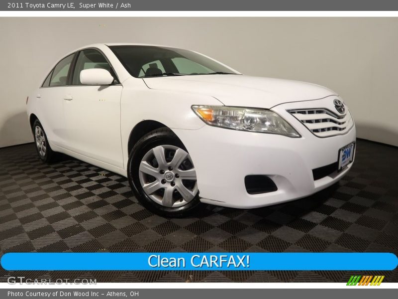 Super White / Ash 2011 Toyota Camry LE