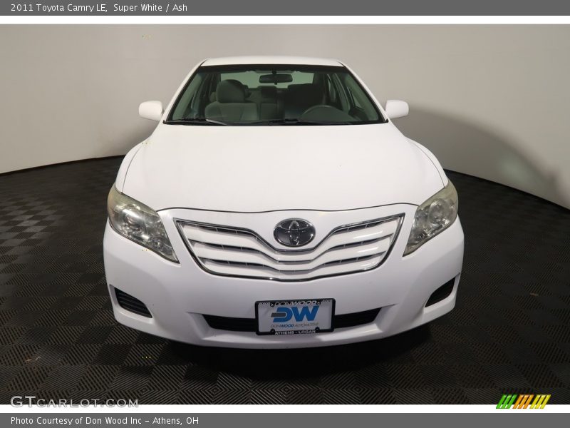 Super White / Ash 2011 Toyota Camry LE