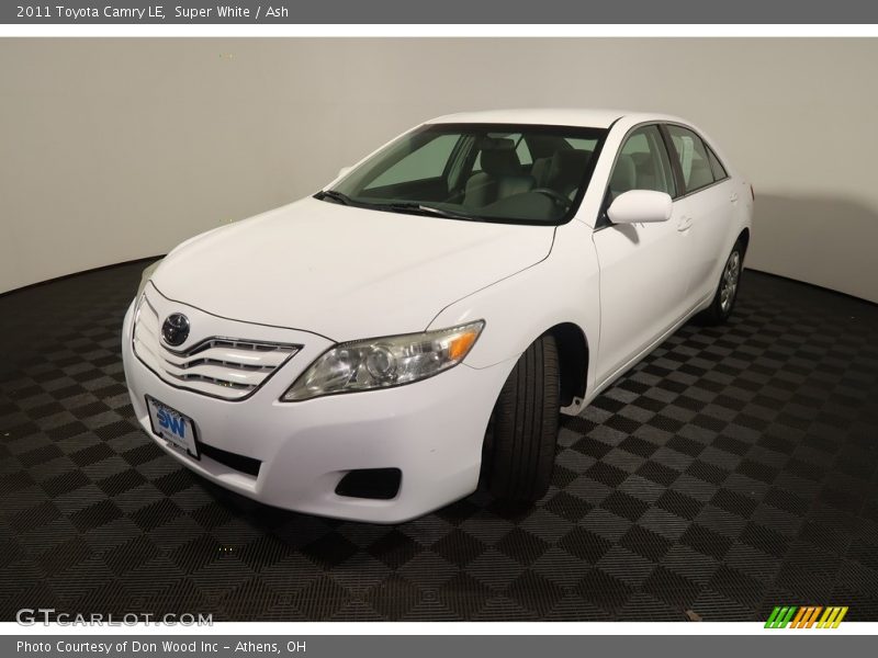 Super White / Ash 2011 Toyota Camry LE