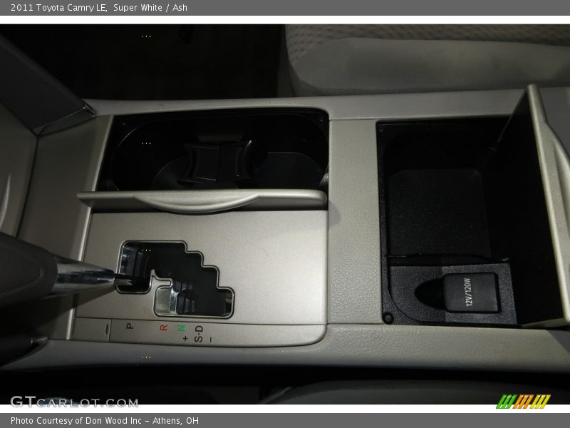 Super White / Ash 2011 Toyota Camry LE
