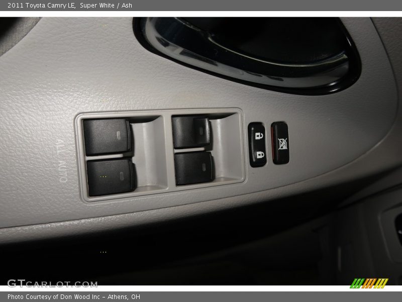 Super White / Ash 2011 Toyota Camry LE