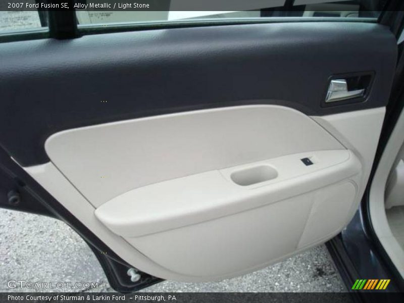 Alloy Metallic / Light Stone 2007 Ford Fusion SE