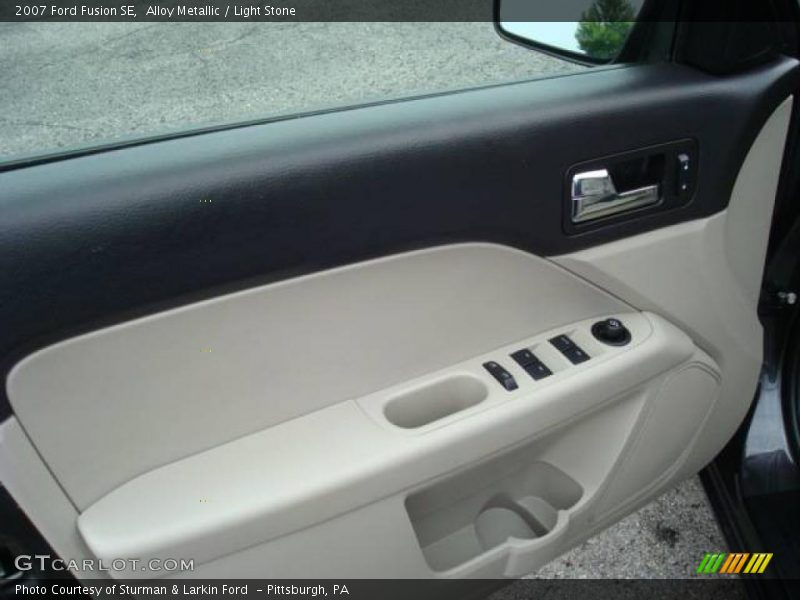 Alloy Metallic / Light Stone 2007 Ford Fusion SE