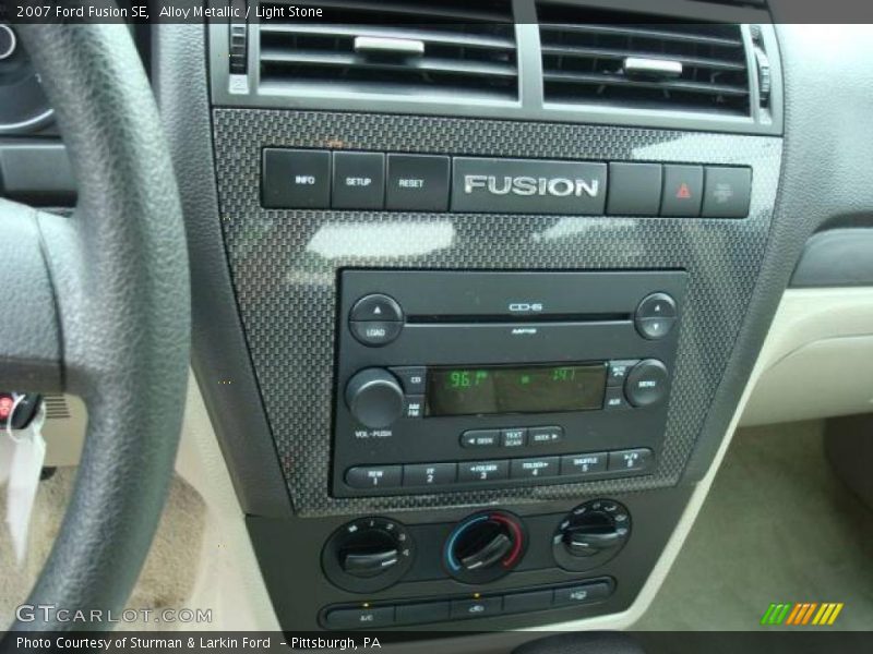 Alloy Metallic / Light Stone 2007 Ford Fusion SE