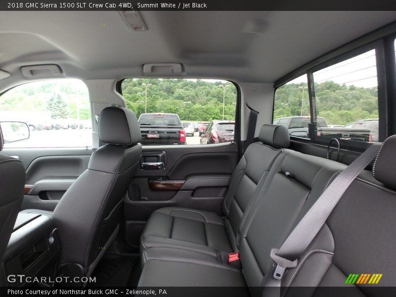Summit White / Jet Black 2018 GMC Sierra 1500 SLT Crew Cab 4WD