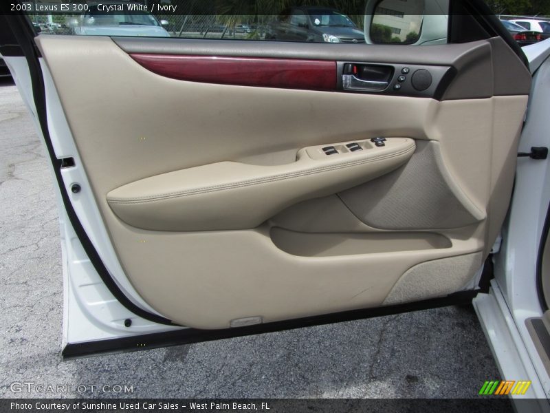 Crystal White / Ivory 2003 Lexus ES 300
