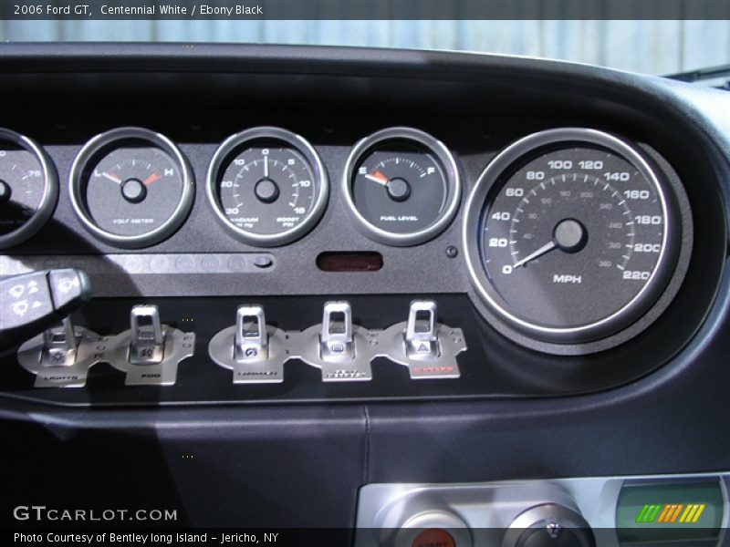 2006 Ford GT, Centennial White/Sonic Blue  / Ebony Black Leather, Front Console - 2006 Ford GT 