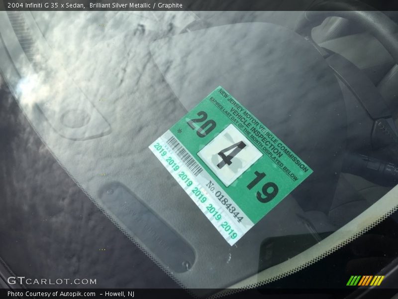 Brilliant Silver Metallic / Graphite 2004 Infiniti G 35 x Sedan